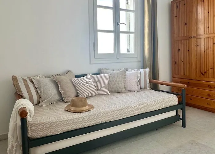 Ammosis * Naxos City